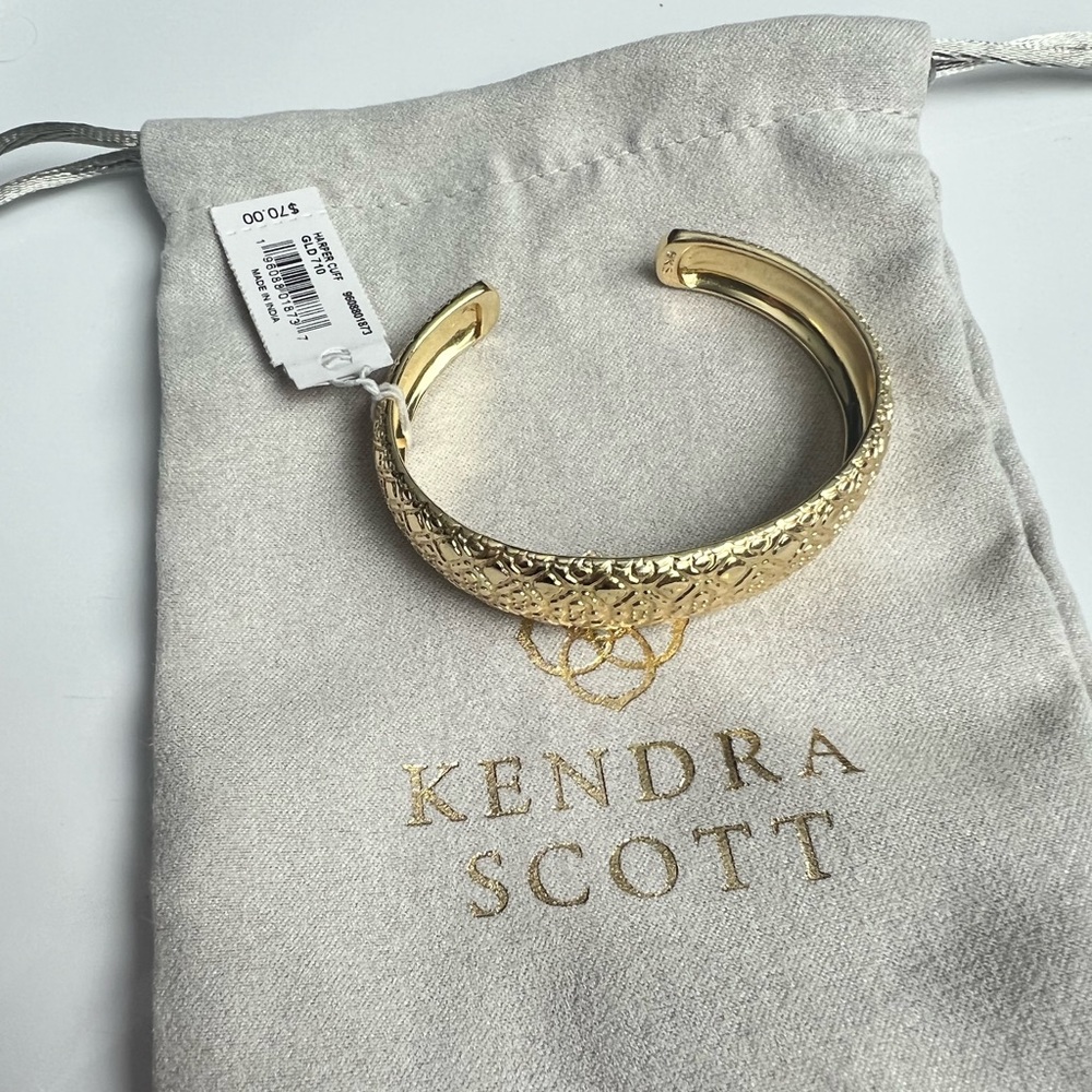 Kendra Scott Harper cuff in gold